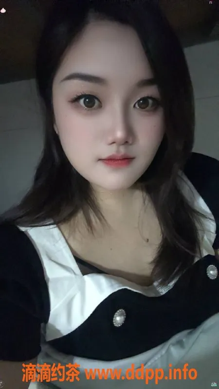 昆明楼凤-盘龙区星苒，500元体验丝袜制服服务