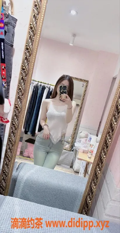 广州楼凤-白云梅花园小冉 25岁 167cm 34C茶水费450元起