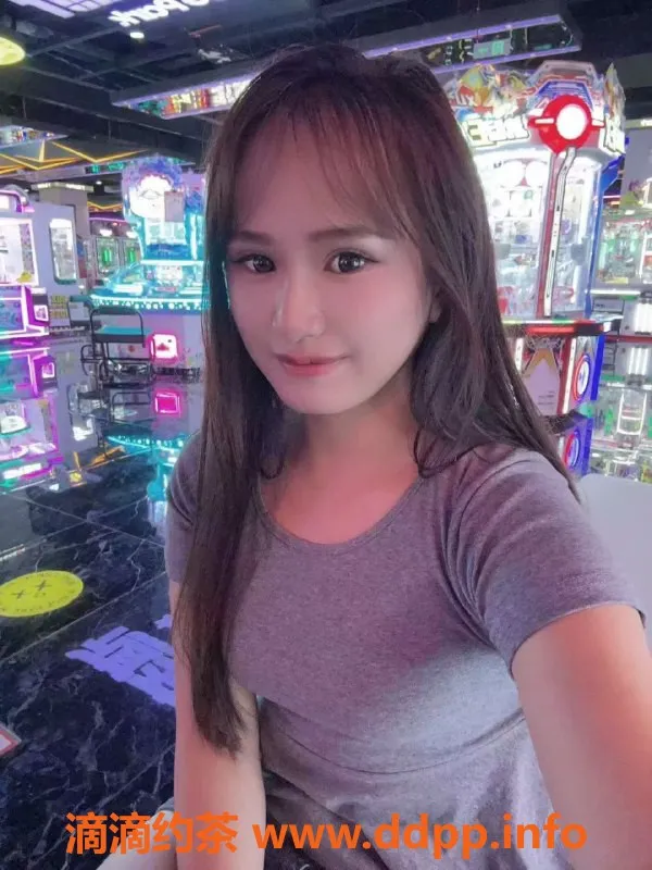 广州楼凤-黄埔小苹-25岁162cm诱惑，茶水费400起