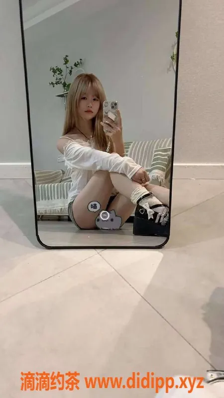 成都楼凤资源信息,成华区18岁白瘦幼妹，160/80斤，服务绝佳