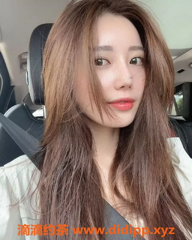 广州楼凤资源信息,天河妮儿瑜伽教练，私教课费1500起