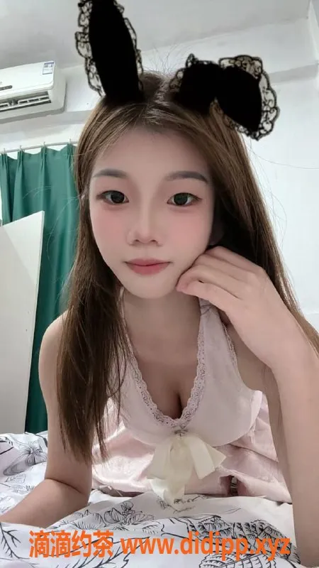 广州楼凤-天河嫩妹小橙子，5P大胸舌吻服务