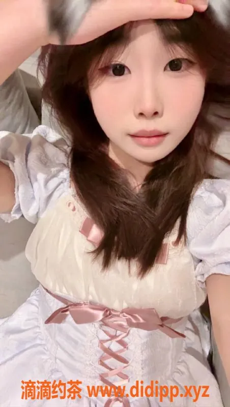 成都楼凤-天府三街嫩妹菜菜，153cm，80多斤，陪聊服务