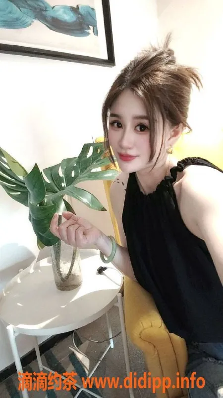 广州楼凤-广州番禺喵喵伊，蛇吻500起，服务超赞！