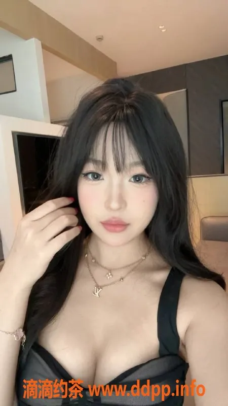 广州楼凤-海珠苗苗，嫩妹大胸，9P精品服务