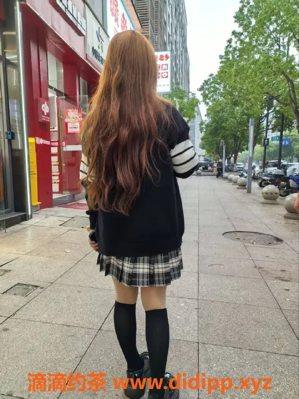 杭州楼凤-余杭琳琳，月费800，服务满分！