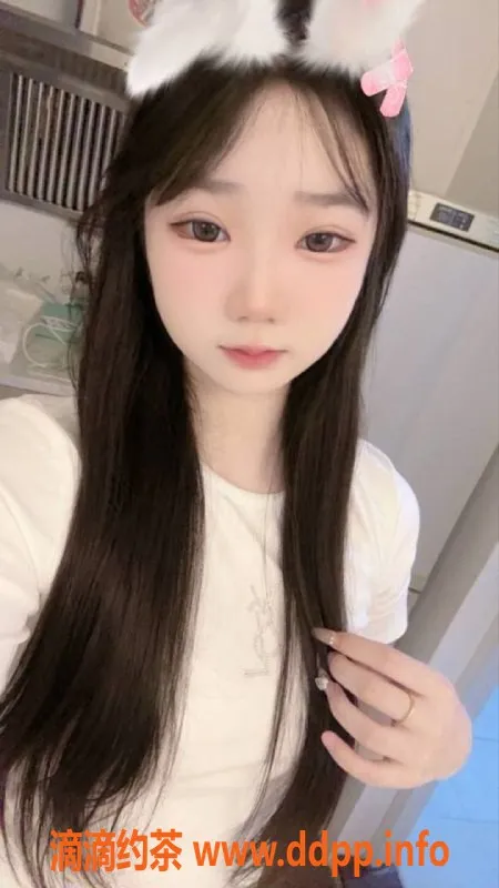 南昌上门服务-糯米，18岁娇小嫩妹，158cm，43kg，包夜接送服务