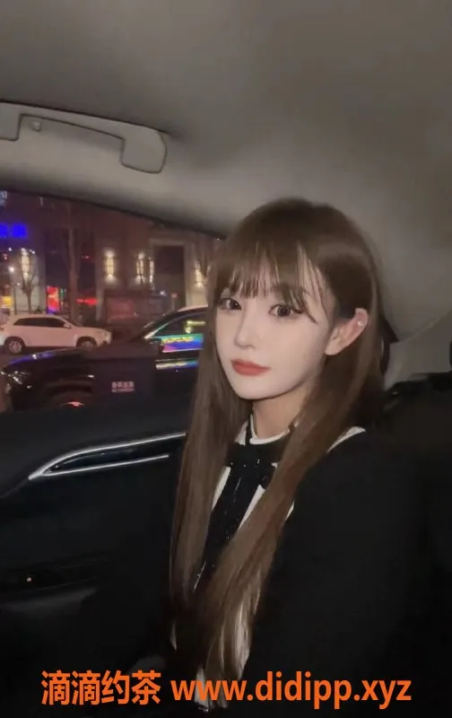 成都楼凤-金融城曼依，23岁迷人御姐，服务超赞！