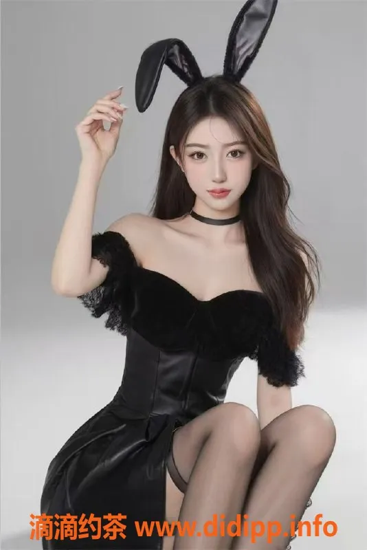 沈阳外围-沈阳香菜，150cm长腿白皮肤学生，1500p超值体验