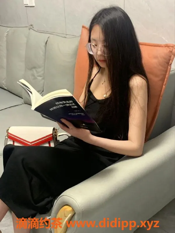 杭州楼凤资源信息,拱墅区小雅，19岁嫩妹，600p起欢迎体验