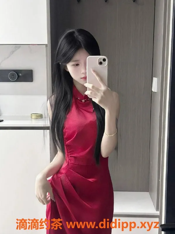 杭州楼凤-19岁可爱嫩妹欢欢，165cm优质体验