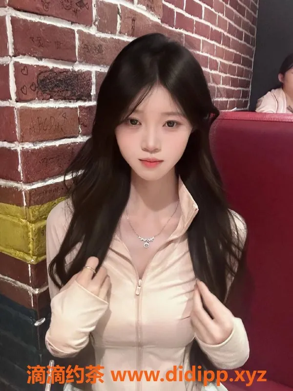 杭州楼凤-19岁可爱嫩妹欢欢，165cm优质体验