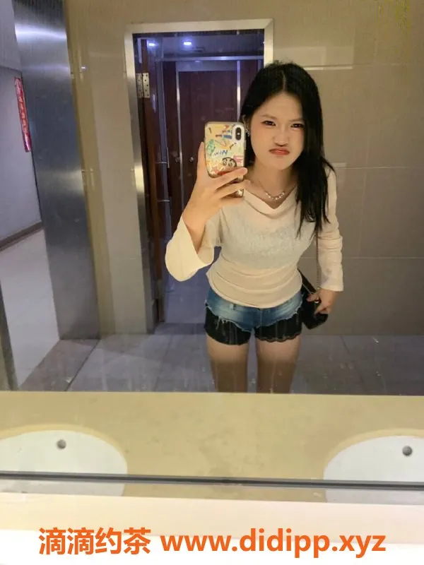 成都楼凤-成华区17岁广西妹子，身材匀称，超温柔