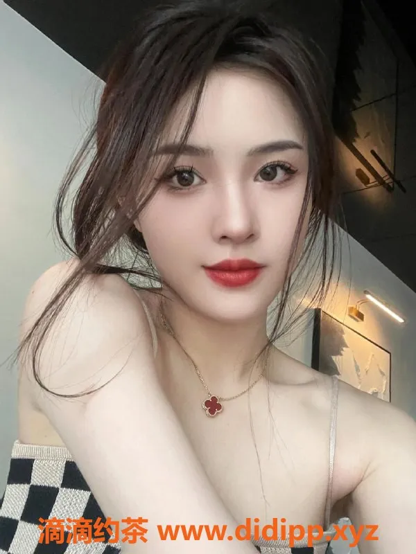 重庆楼凤资源信息,渝北小辣椒，25岁/166cm/50kg，热情体贴全套服务