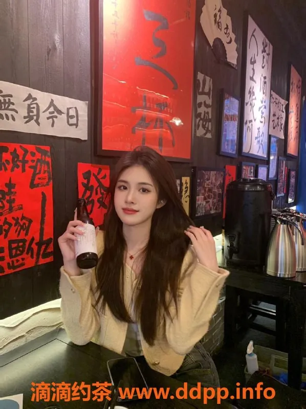 重庆楼凤-渝北小辣椒，25岁/166cm/50kg，热情体贴全套服务