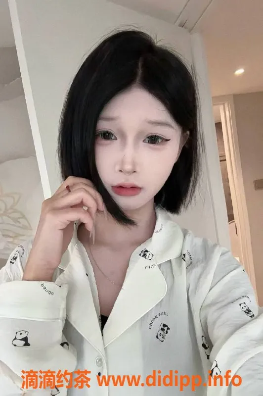 长沙楼凤-开福区19岁欣欣，166cm高44kg，激情服务体验