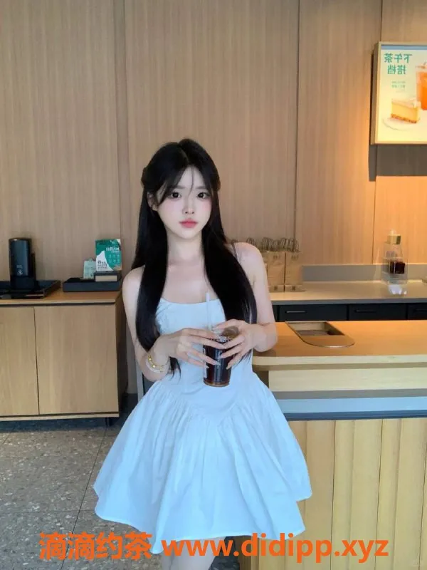 北京楼凤-高碑店小夕学生兼职，1500P服务等你体验！