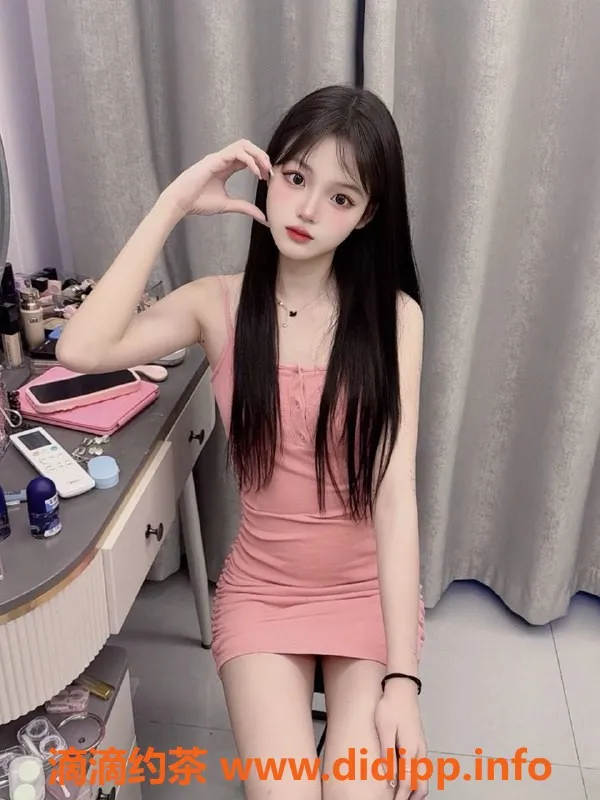 杭州楼凤-拱墅嫩妹珂珂，超长腿与舌吻服务等你体验