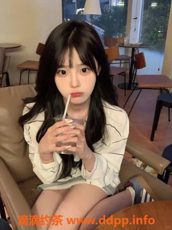 广州楼凤资源信息,天河20岁兼职学生妹洛颜，166身高32C诱惑