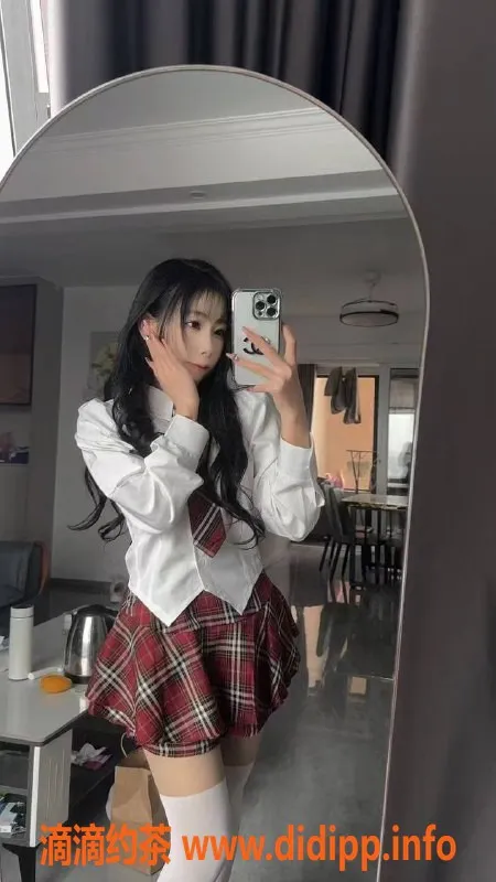 长沙楼凤资源信息,长沙小羊 158cm 18岁 无套口服务 700P起