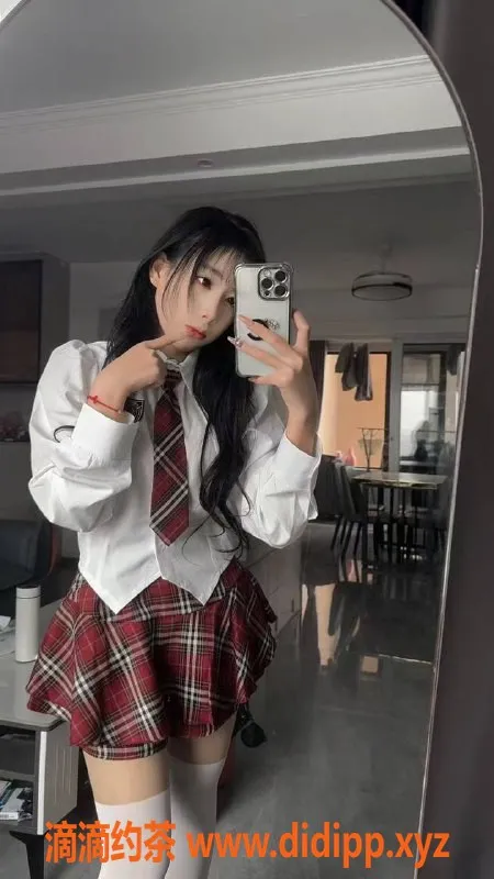 长沙楼凤-长沙小羊 158cm 18岁 无套口服务 700P起