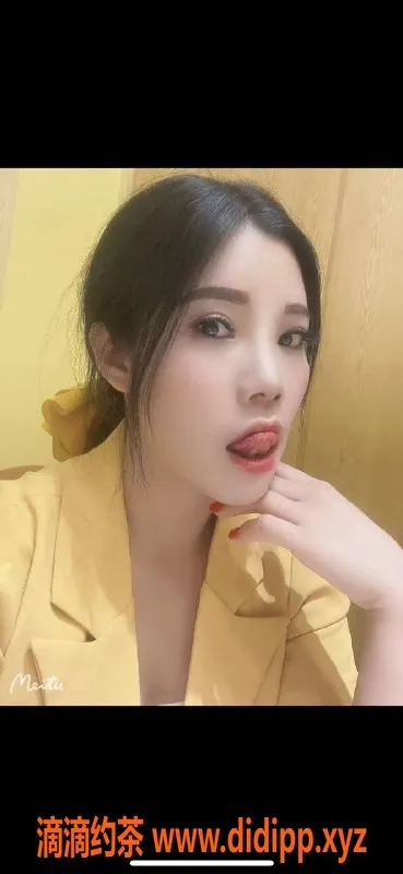 北京楼凤-朝阳小雨，28岁D杯少妇，161身高，800元服务