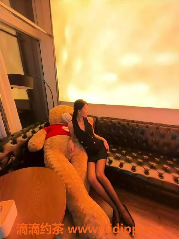 珠海楼凤-坦洲小蜜 热情服务 价格实惠