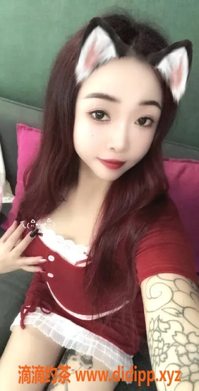 成都楼凤资源信息,成都嫩妹嘟嘟，20岁，身高160，服务400起