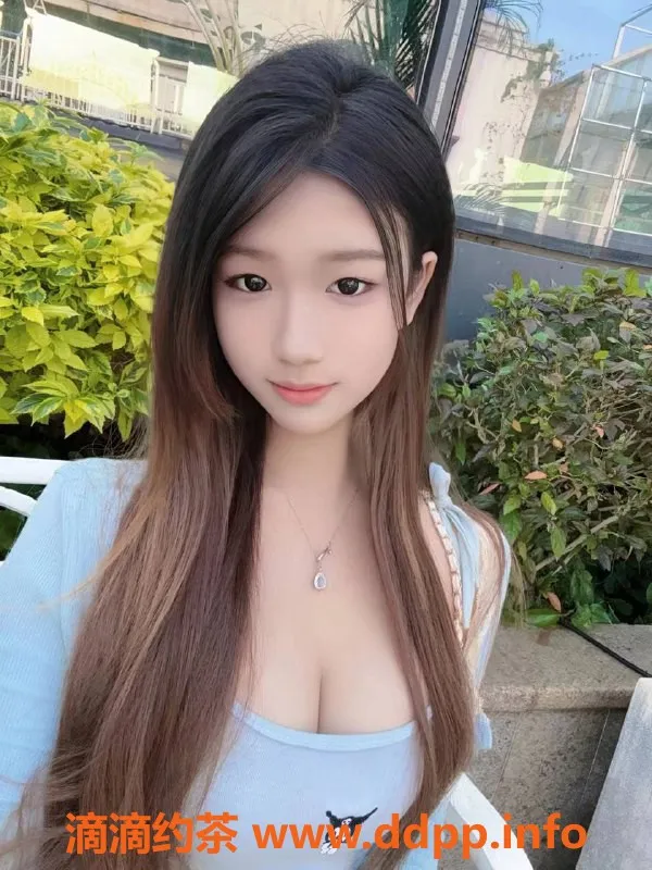 广州楼凤-天河小敏，嫩妹大胸8P舌吻服务