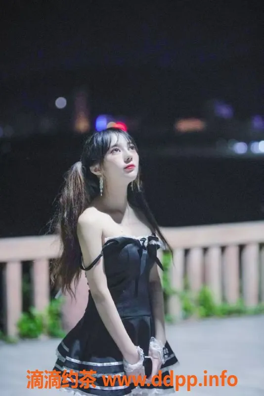 杭州楼凤-萧山区小辣椒，700元性感服务等你来体验！