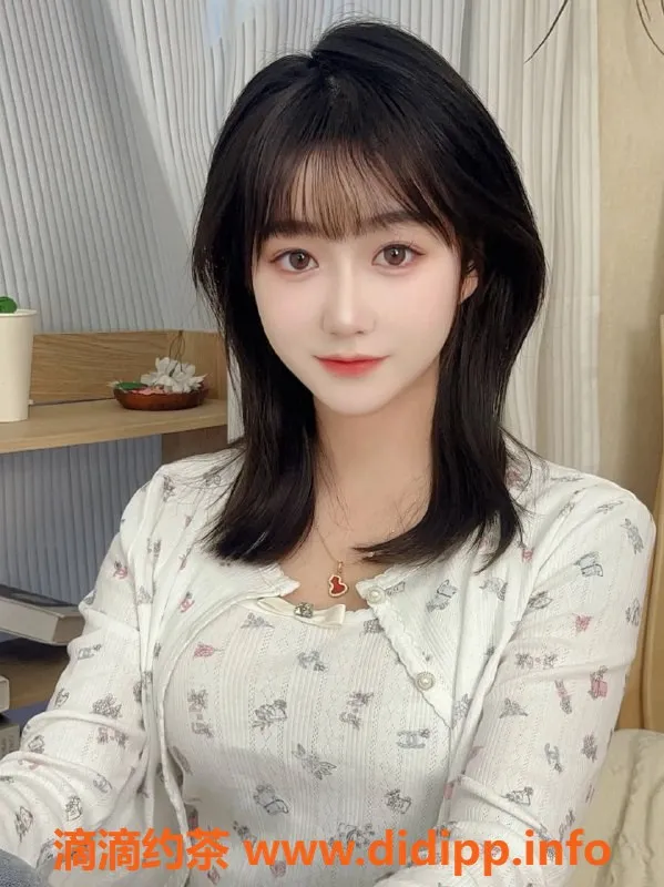 北京楼凤-朝阳双井21岁大长腿嫩妹蛋糕，1200元享服务