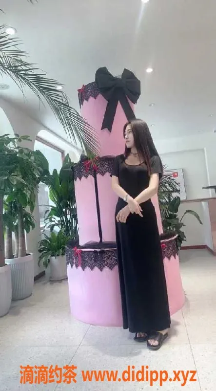 深圳楼凤-深圳光明兼职琳琳，168cm 54kg 36B，服务超赞！