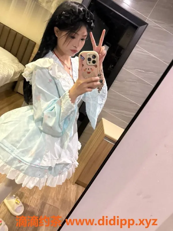 广州楼凤-广州金沙洲小菲儿，700元起服务