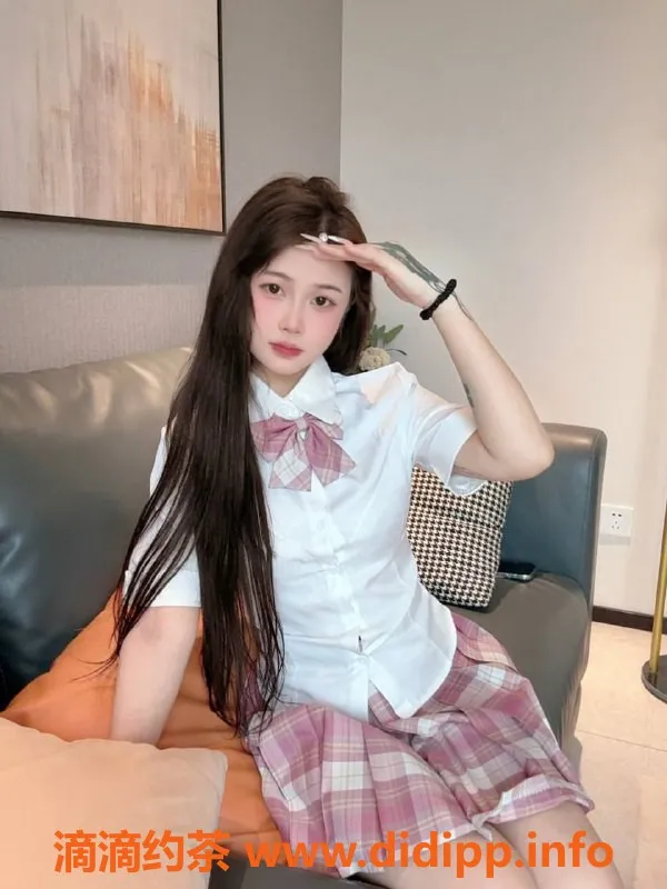 广州楼凤-广州天河甜欣，蛇吻服务700起