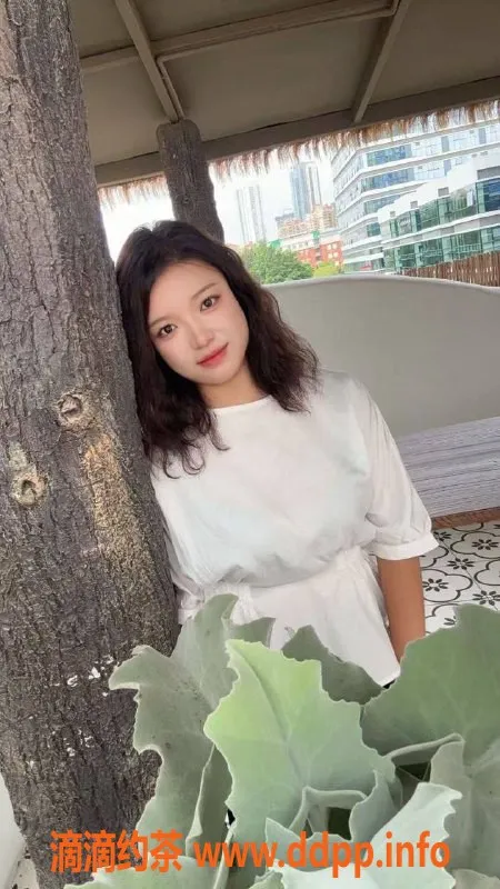 广州楼凤-黄埔人妻睛天，500元体验不一样的服务