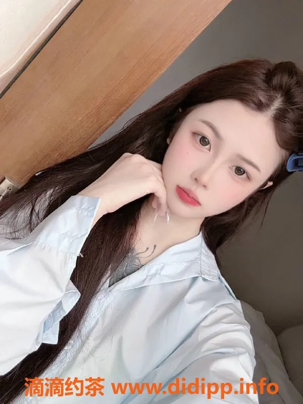 广州楼凤-天河嫩妹甜欣，700元视频验证服务