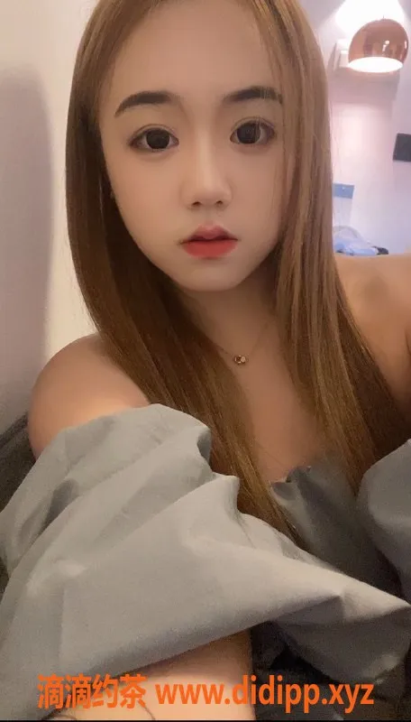 成都楼凤-成华区团团，18岁小巧可爱姑娘，服务超体贴