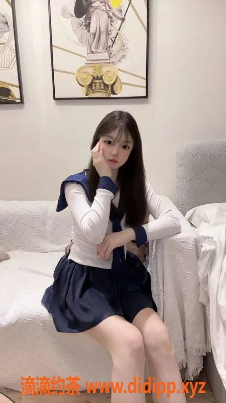 杭州楼凤-上城嫩妹小君，800元私密服务，工兵福利等你来体验！