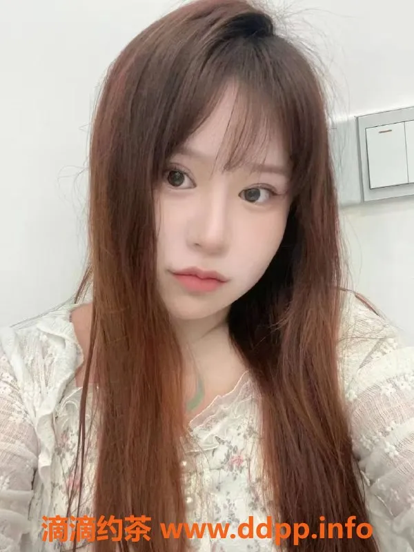 成都楼凤-金牛区蜜桃嫩妹，160cm，23岁，享受BBBW服务