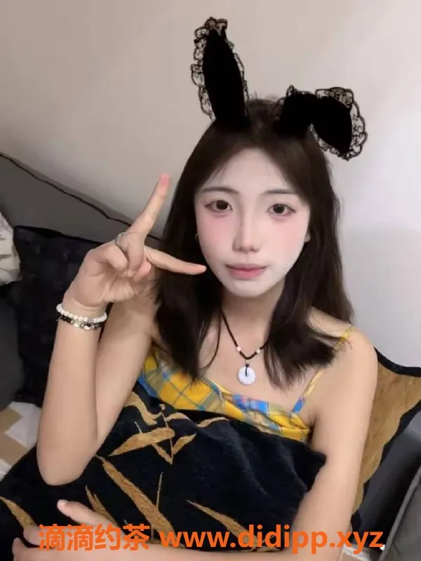 成都楼凤-成华区体育生果果，170CM大长腿，甜美可人