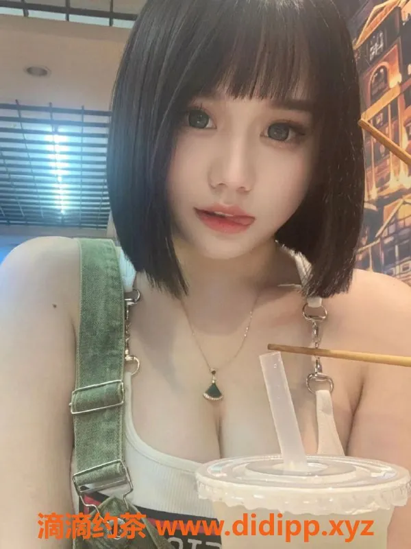 深圳楼凤-深圳反差女友叶子，161cm，23岁，茶水费500