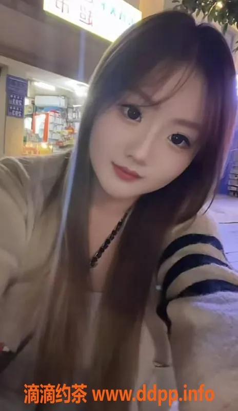 长沙楼凤-岳麓区小菲，600元精彩服务推荐