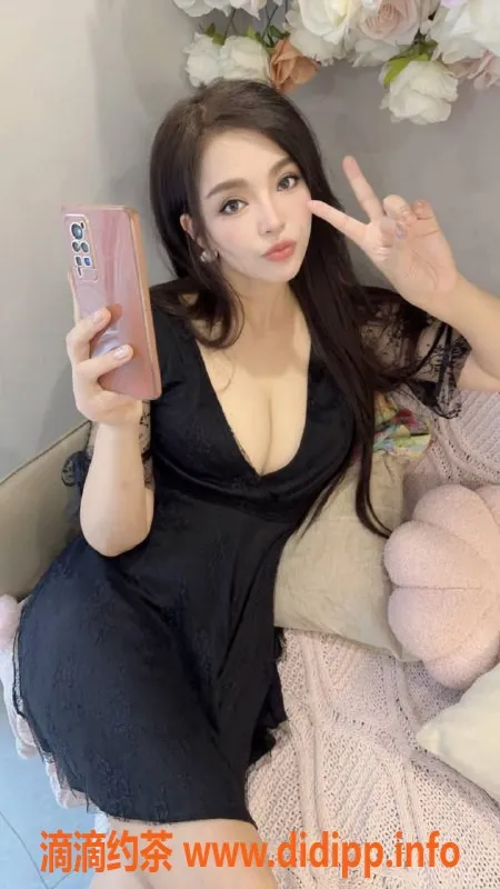 成都楼凤资源信息,成华区少妇芳儿，400p服务，支持自聊！