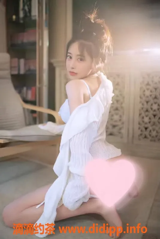 厦门楼凤-思明区林老师，165cm，46kg，600元起