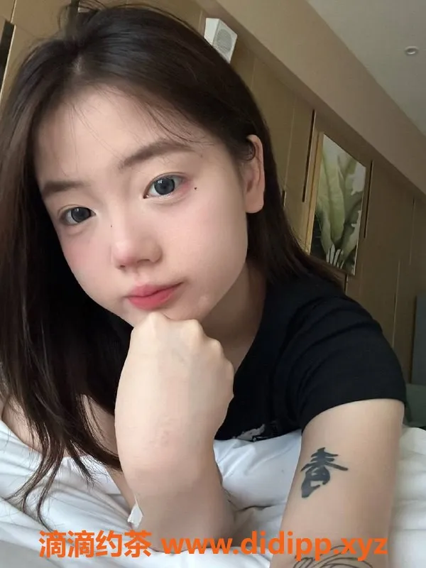 长沙楼凤-雨花区19岁趴菜，超高配合度女友感体验