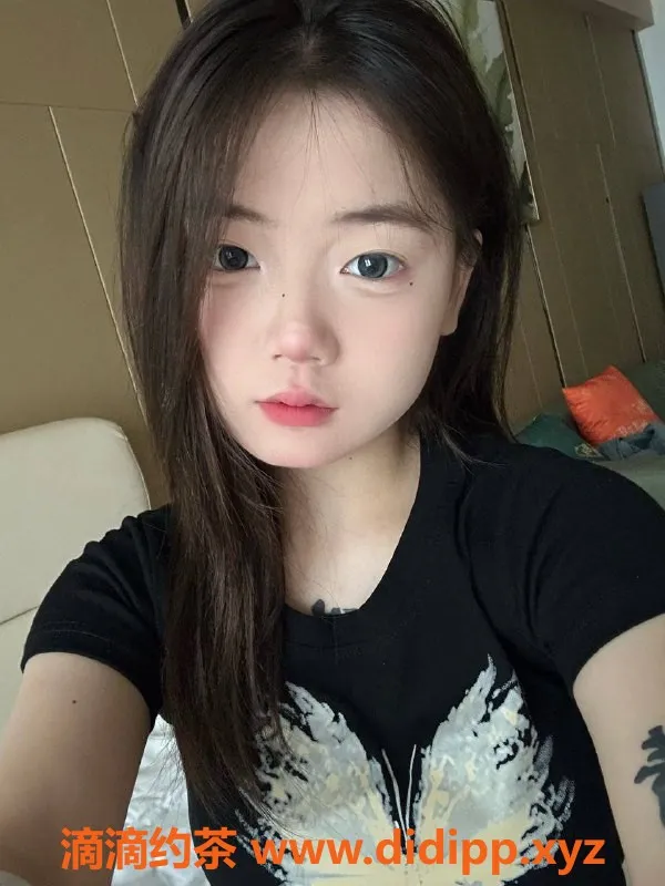 长沙楼凤-雨花区19岁趴菜，超高配合度女友感体验