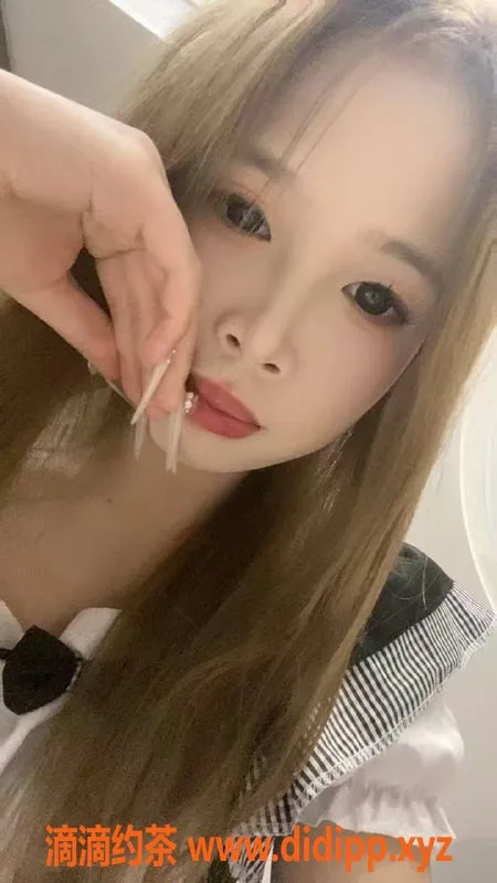 长沙楼凤-开福区小燕，21岁，159cm，47kg，服务600p起