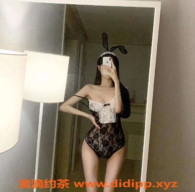 广州楼凤-天河海月宝贝，夜场4500，私聊可约！