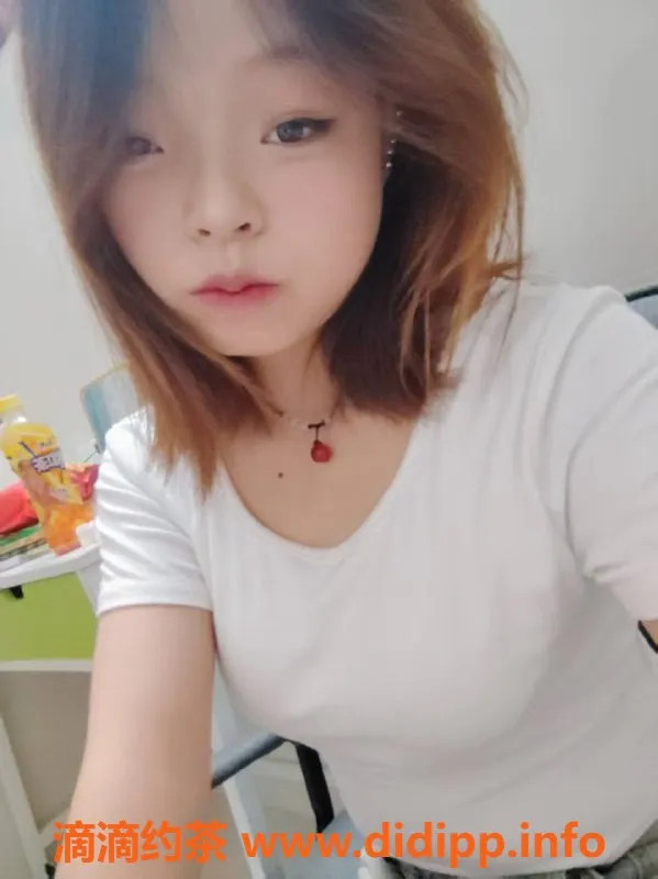 广州楼凤-天河嫩妹小欣，500元享受绝佳服务