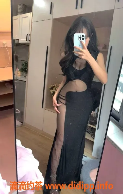 成都楼凤-双流区嫩妹甜甜，160cm，90斤，超值服务体验